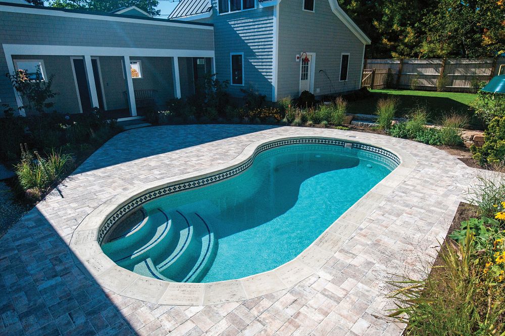 Liberty Fiberglass Virtue inground pool